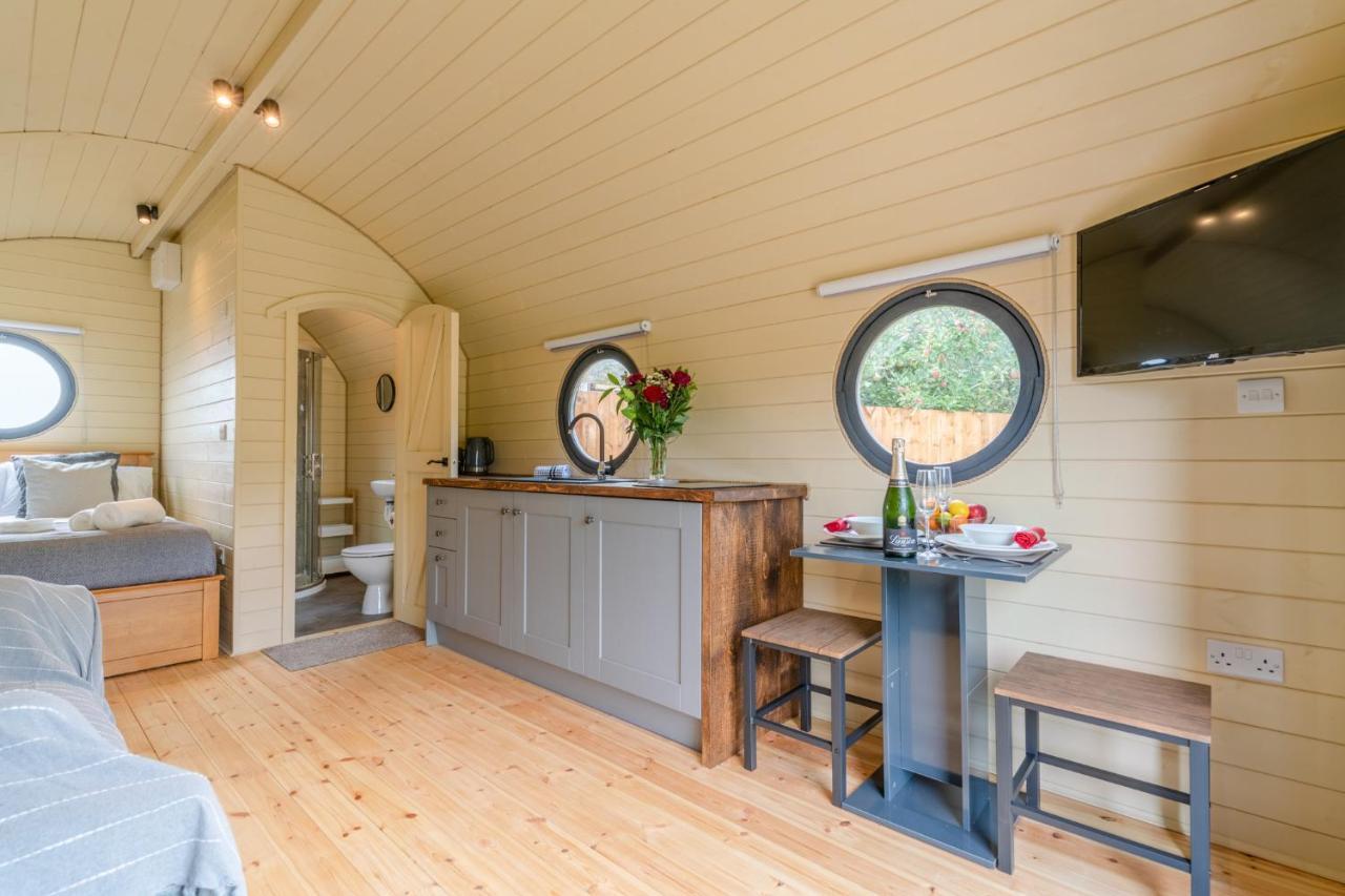 Laburnum Farm Estate Villa Alderton  Eksteriør billede
