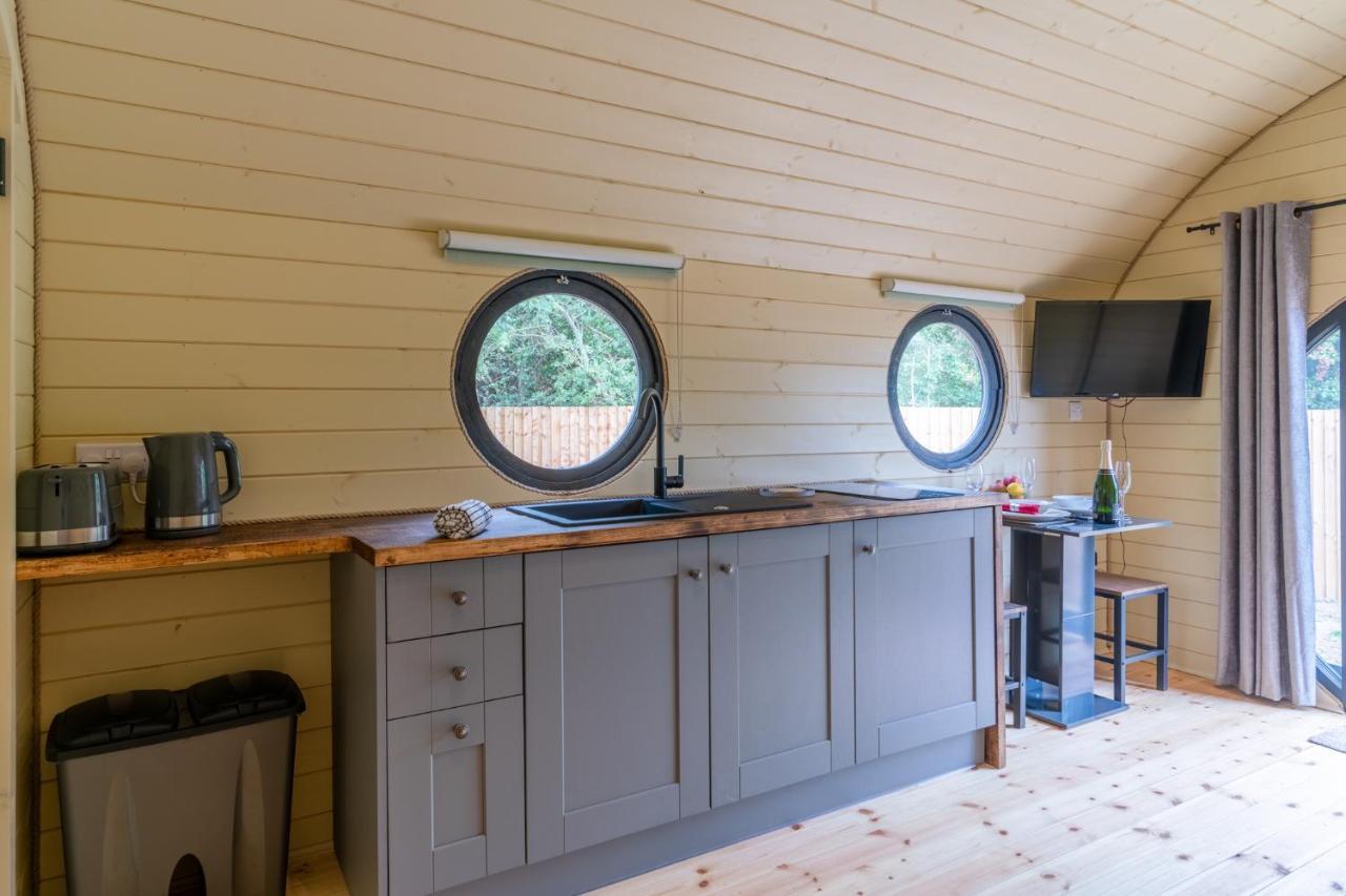 Laburnum Farm Estate Villa Alderton  Eksteriør billede