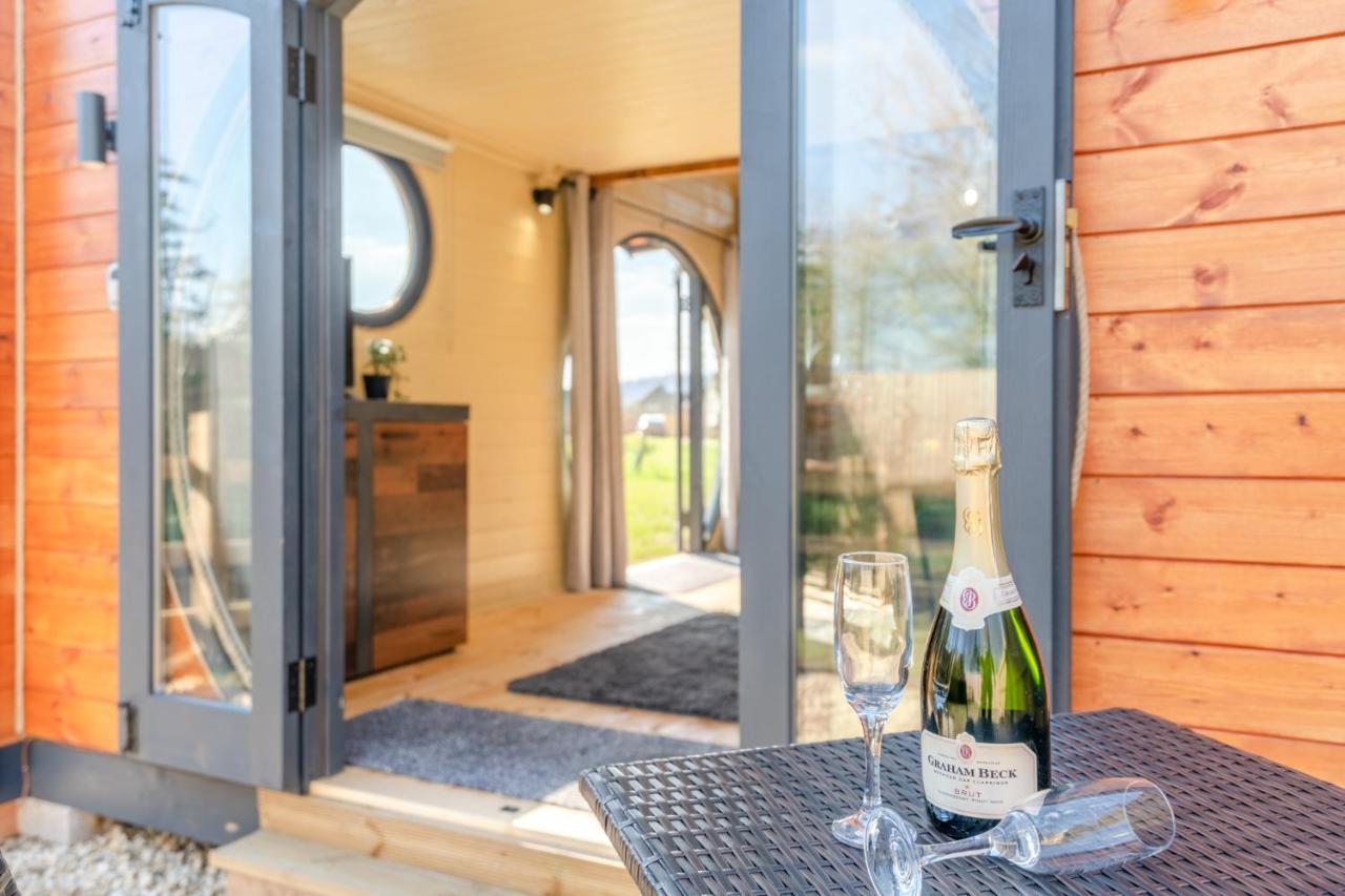 Laburnum Farm Estate Villa Alderton  Eksteriør billede
